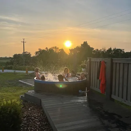 Karukella Puhkemaja 펜션 *