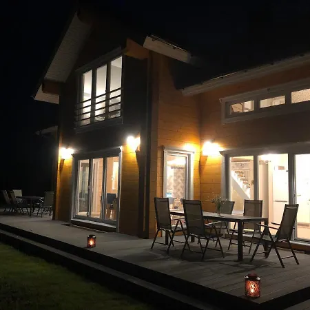 Karukella Puhkemaja Lyuganuse